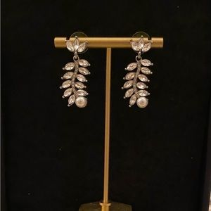 Rhinestone and pearl drop earrings